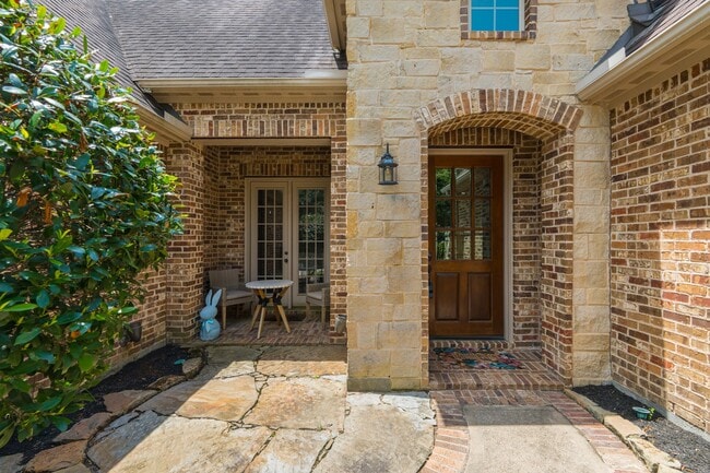 Photo - 31 Woodglade Way