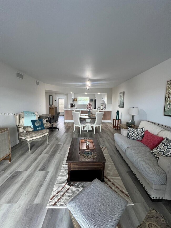 Photo - 4950 E Sabal Palm Blvd Unit 407