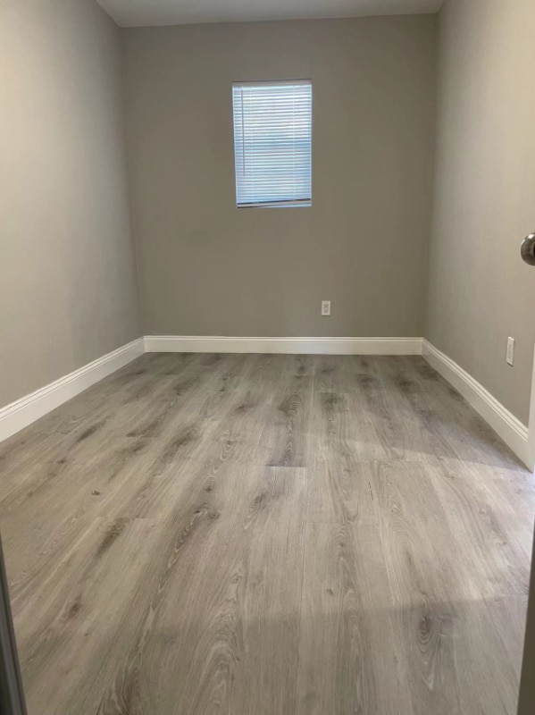 Photo - 570 Charmingdale Rd