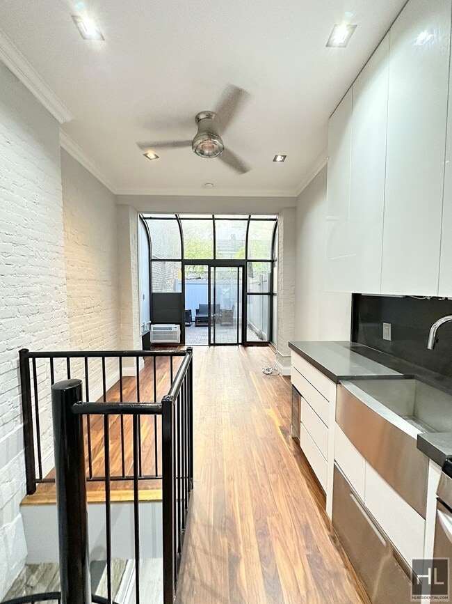 Photo - Mott Street Unit 1RS