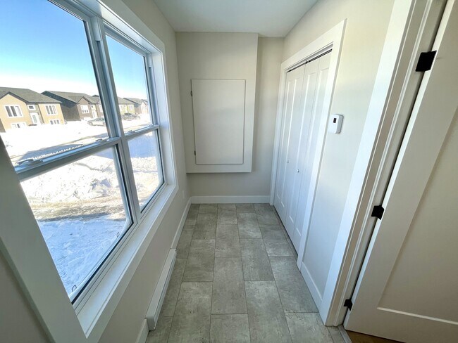 Photo - 63 Tigress St