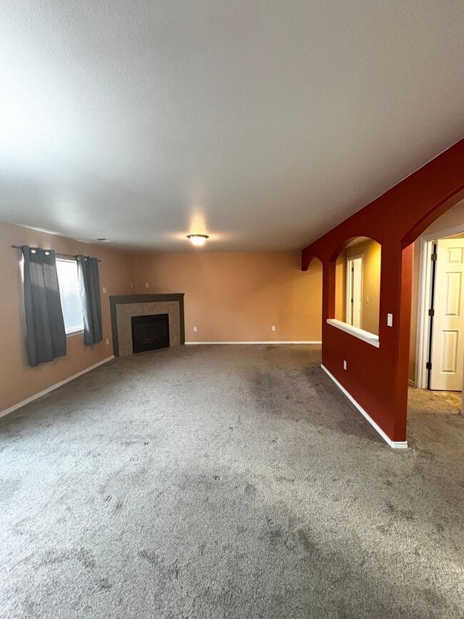 Photo - SW Bend House Near the Old Mill District, 4 Bdrms, 2.5 baths, A/C, Office/den, Dbl. Garage