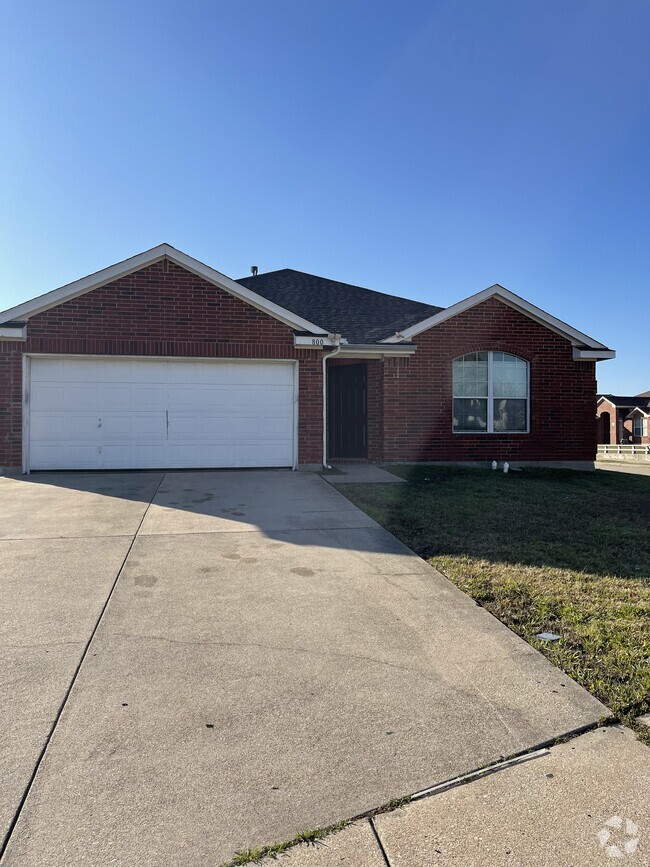 Building Photo - 800 Buttercup Ln Rental