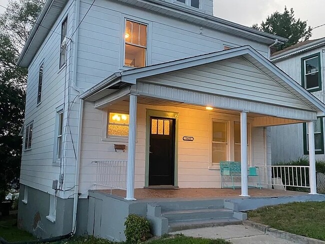 Photo - 1421 7th St SE