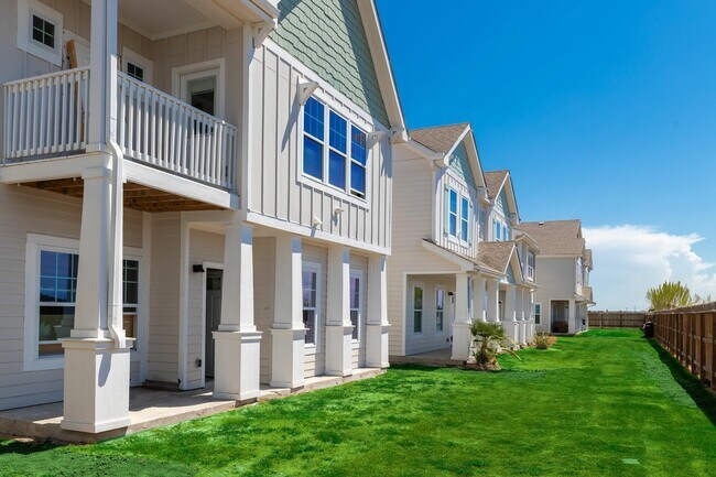 Enjoy Private Patios and Balconies in Beautiful Townhomes at Seaglass Apartments - Your Coastal Corpus Christi Home