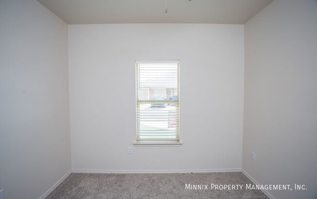 Photo - 2608 136th St