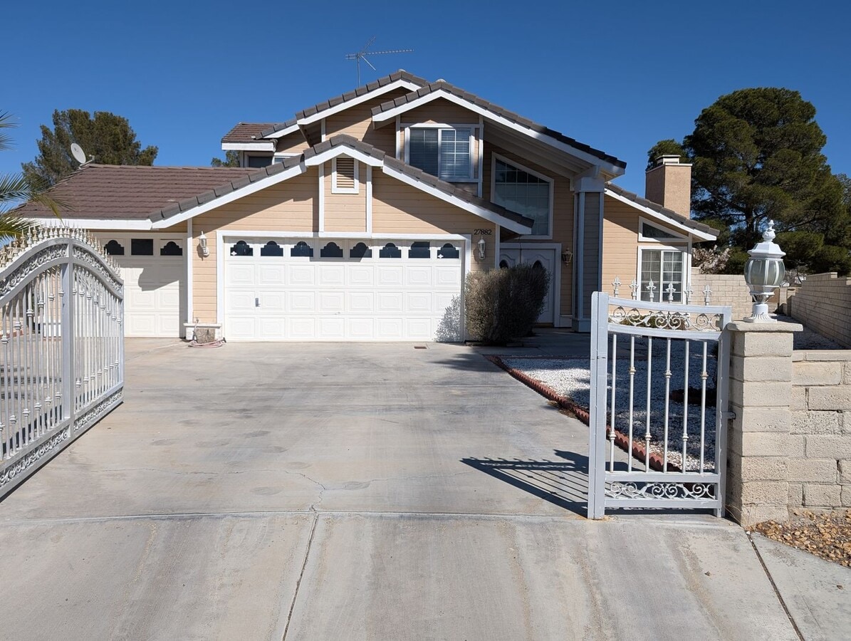 Cute house for rent on the Golf Course - Cute house for rent on the Golf Course