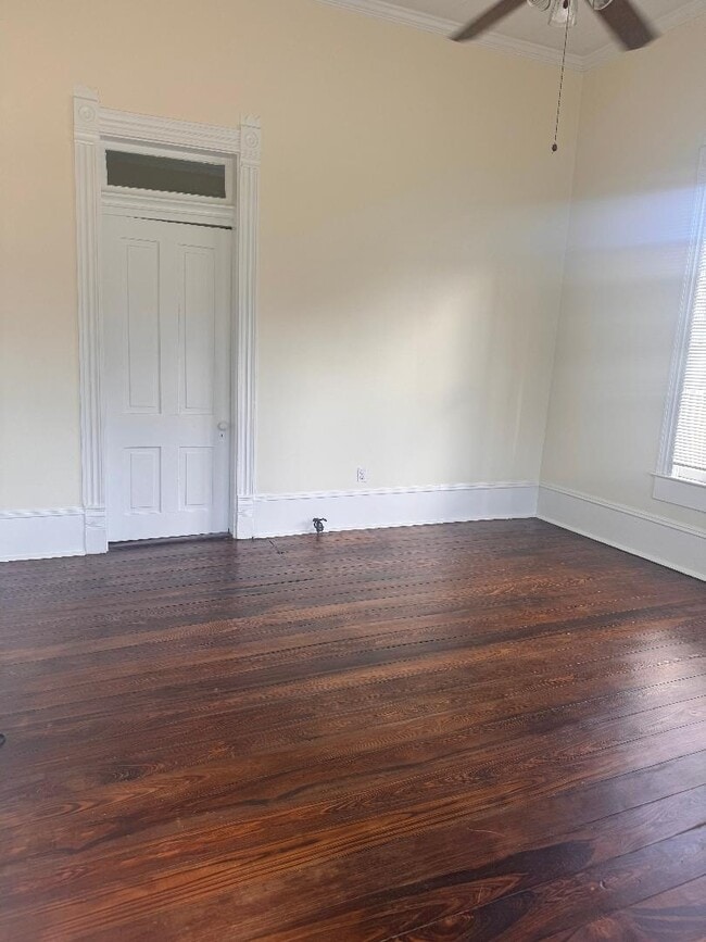 Living - 210 W Oak St Unit # A