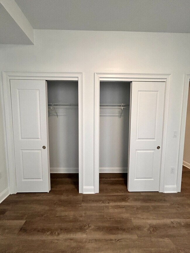 507 Bedroom Closet - G Square
