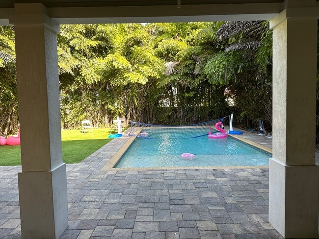 Photo - 6521 SW 33rd St