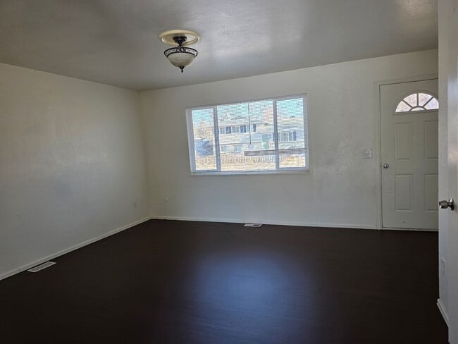 Photo - Large 4 Bed Home Available