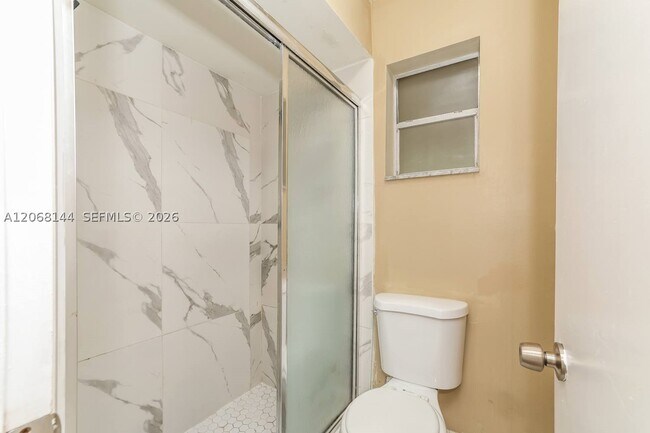 Photo - 1581 Wyndcliff Dr