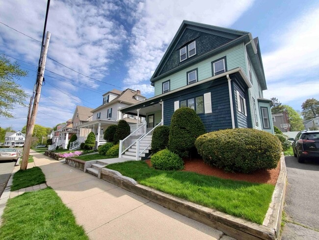 Building Photo - 93 Meridian St Unit 1