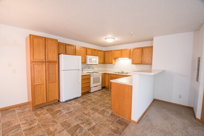 Photo - Ambercrest Apartments, Fox Run Apartments