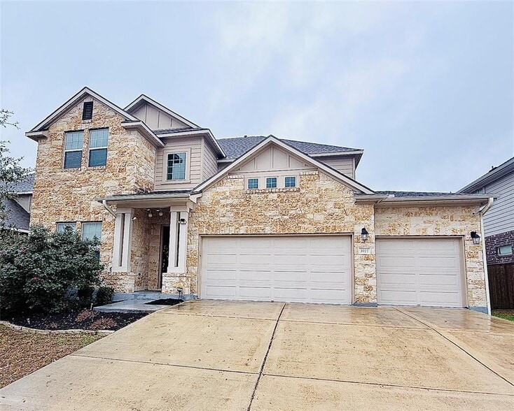 3925 Gildas Path