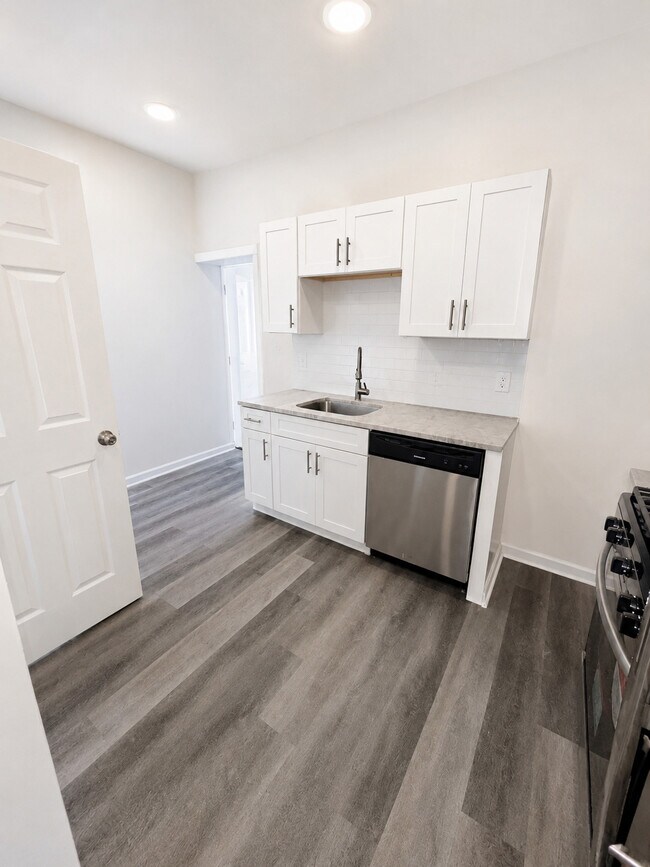 Photo - 2519 Mutter St