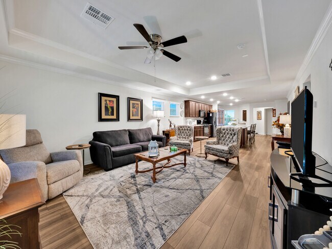 Photo - 1264 Revolution Dr