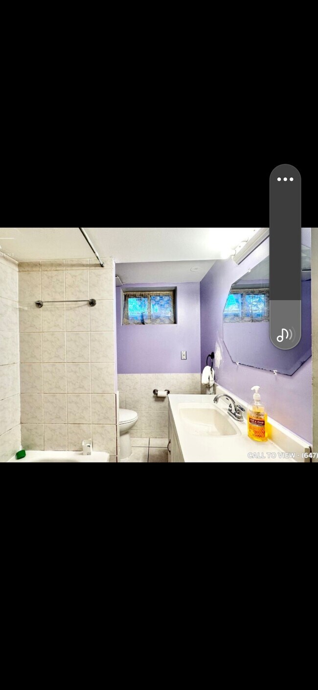 Photo - 66 Hollyhedge Dr