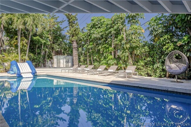 Photo - 1800 Admirals Way