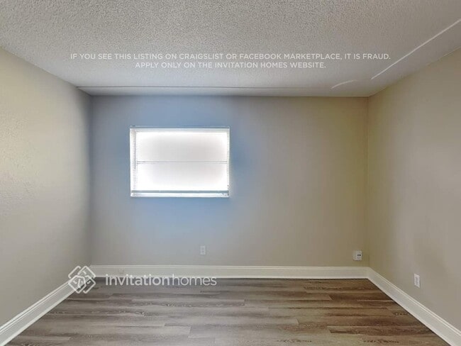 Photo - 2240 Kansas St