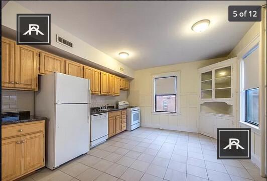 4 bedroom in Brookline MA 02446 - 4 bedroom in Brookline MA 02446 Condo Unit 1