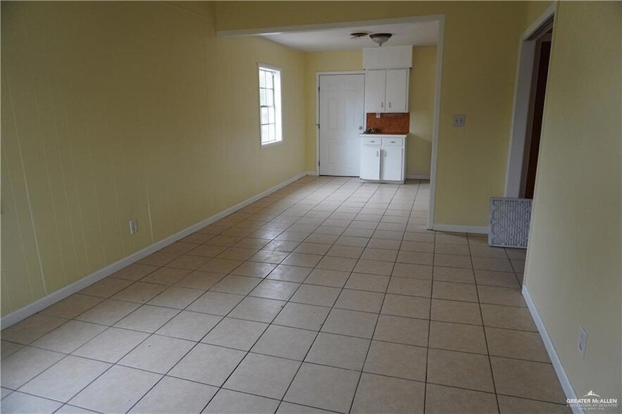 Photo - 406 S 10th St