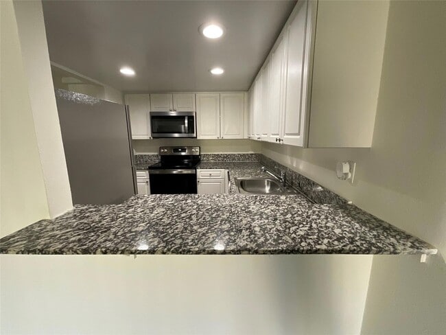 Photo - 19455 NE 10th Ave Unidad 4-316