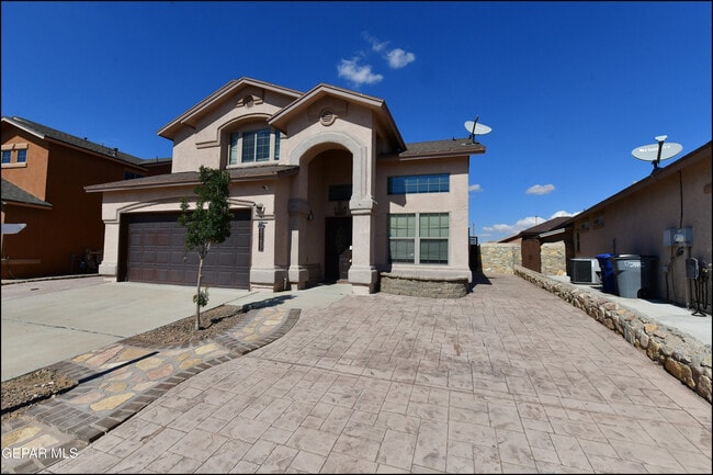 Building Photo - 3257 Sunset Point Dr