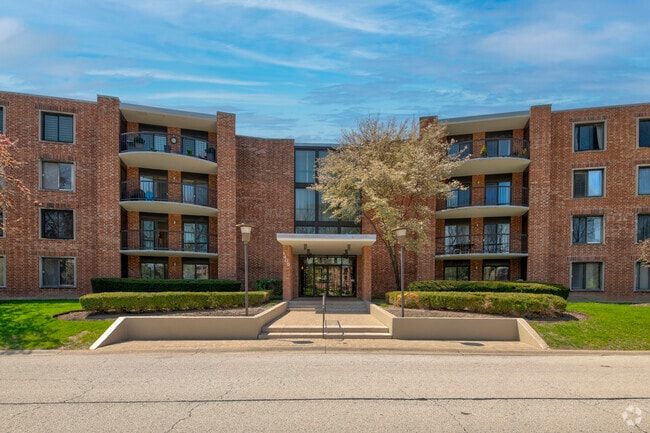 Building Photo - 1405 E Central Rd Unit 316B Rental
