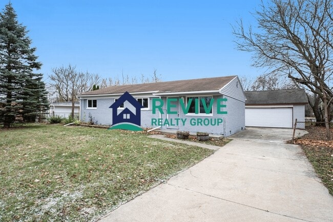 Building Photo - 27275 Barbara Ct