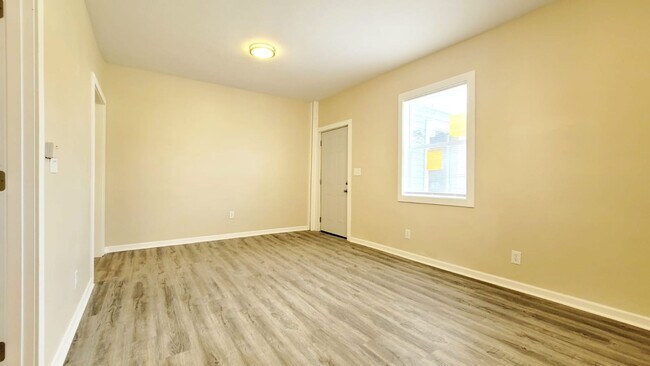 Photo - 315/319 w 3rd St Unit APT 6