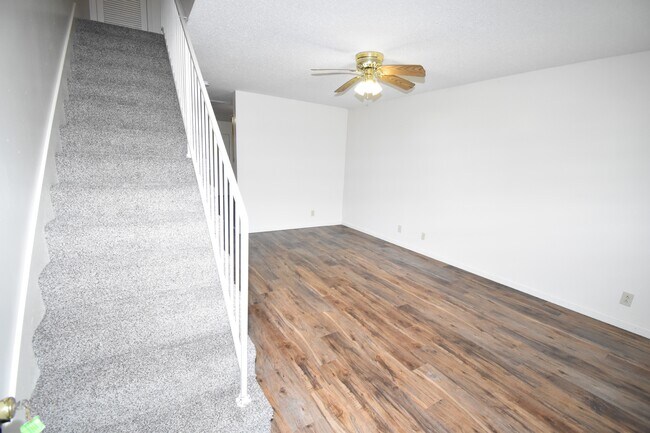 Photo - 248 Forbes Ave