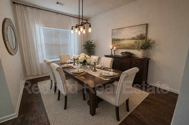 Photo - 1101 Downs Blvd