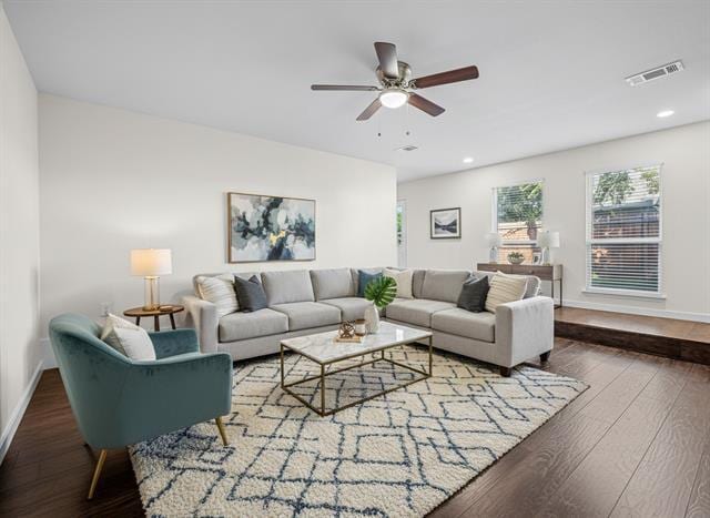 Building Photo - 11355 Quail Run St