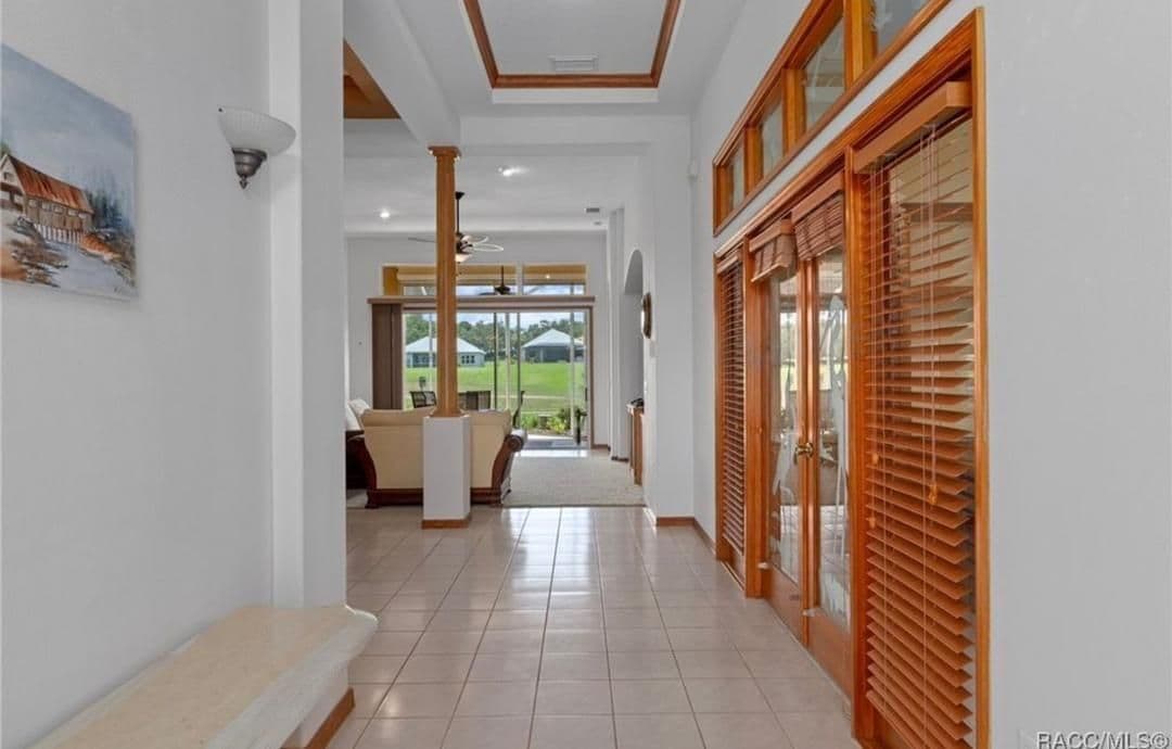 Photo - 118 W Doerr Path