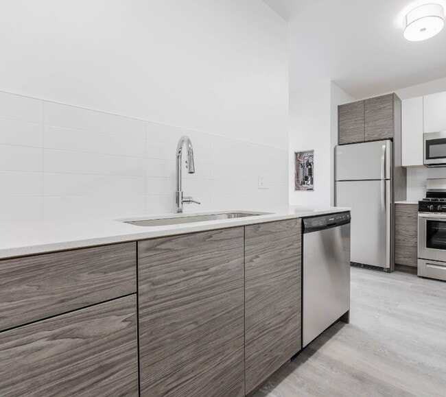 Photo - 6100 N Paulina St Condo Unit 6100-2