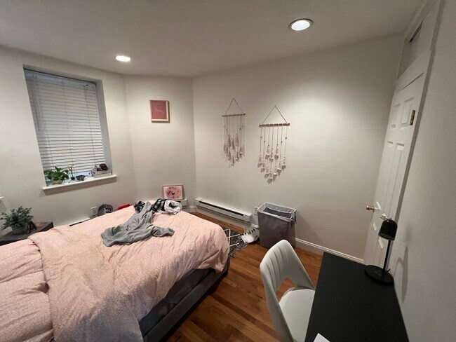 Photo - 73 Westland Ave Unit 1