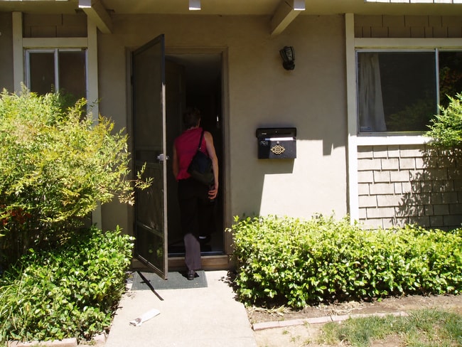 Building Photo - 422 Alvarado Ave Unit Davis