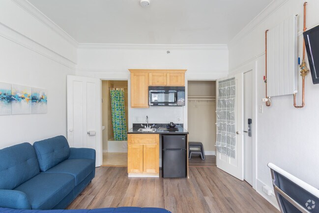 Photo - Vantaggio Suites Garland