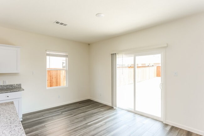 Photo - 1832 Pueblo St