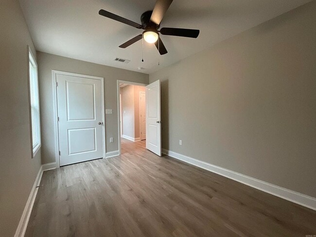 Photo - 814 W Trickey Ln