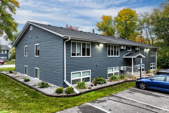 Milaca Apartments