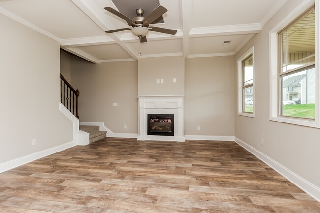 Photo - 1141 Black Oak Cir