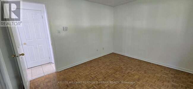 Photo - 303 Frontenac Ave Unit 4