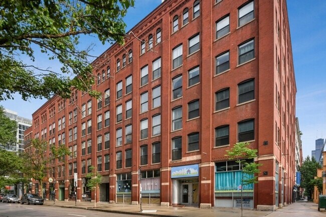 Photo - 225 W Huron St Unit 301