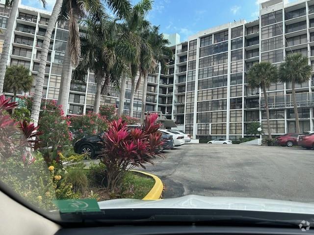 Building Photo - 200 Leslie Dr Unit 616 Rental