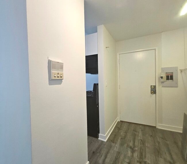 1375 Rebecca Dr