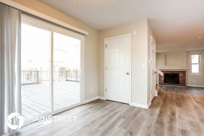 Photo - 4318 Lisbon St