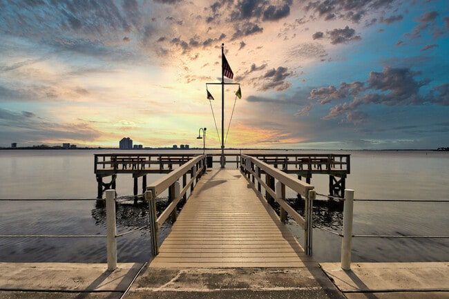 Fishing Pier - 3460 N Key Dr Unit 407