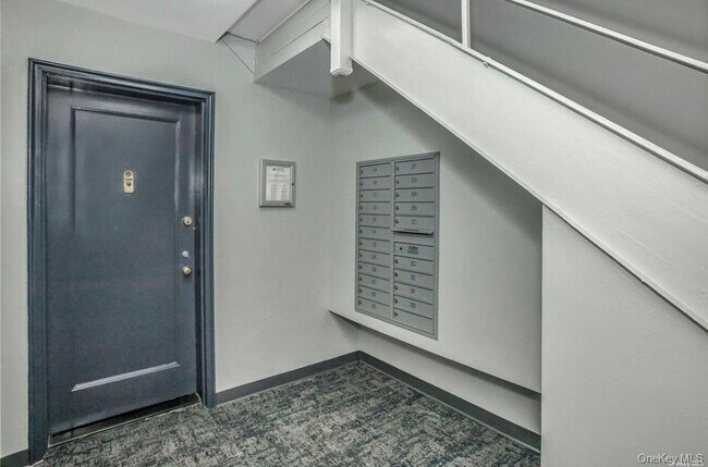 Photo - 14-16-16 Stoner Ave Unidad 2D